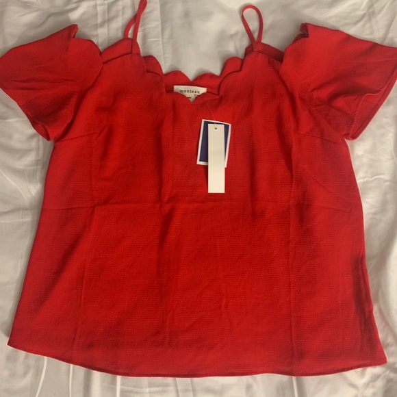 SOLD Red cold shoulder top - Picture 5 of 7